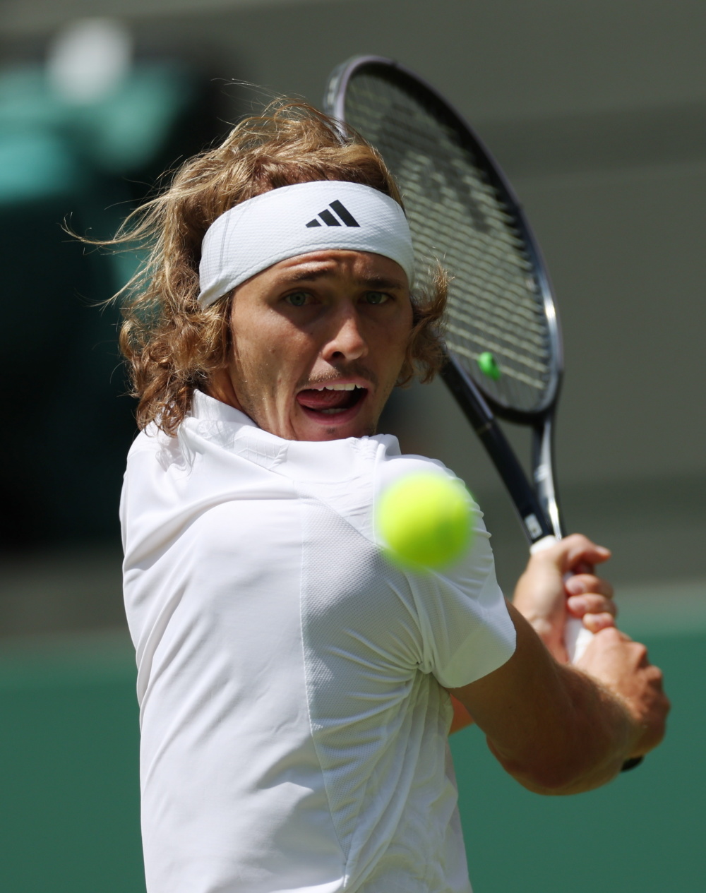 欧洲网球队绝地反击日本网球队，兹维列夫统治全场