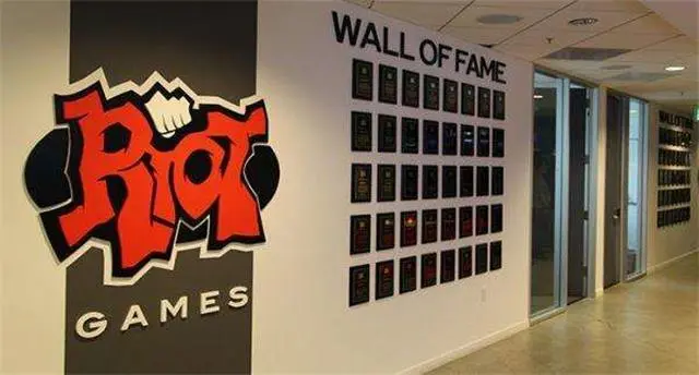 Valorant官方发布赛后数据，表现引争议的简单介绍