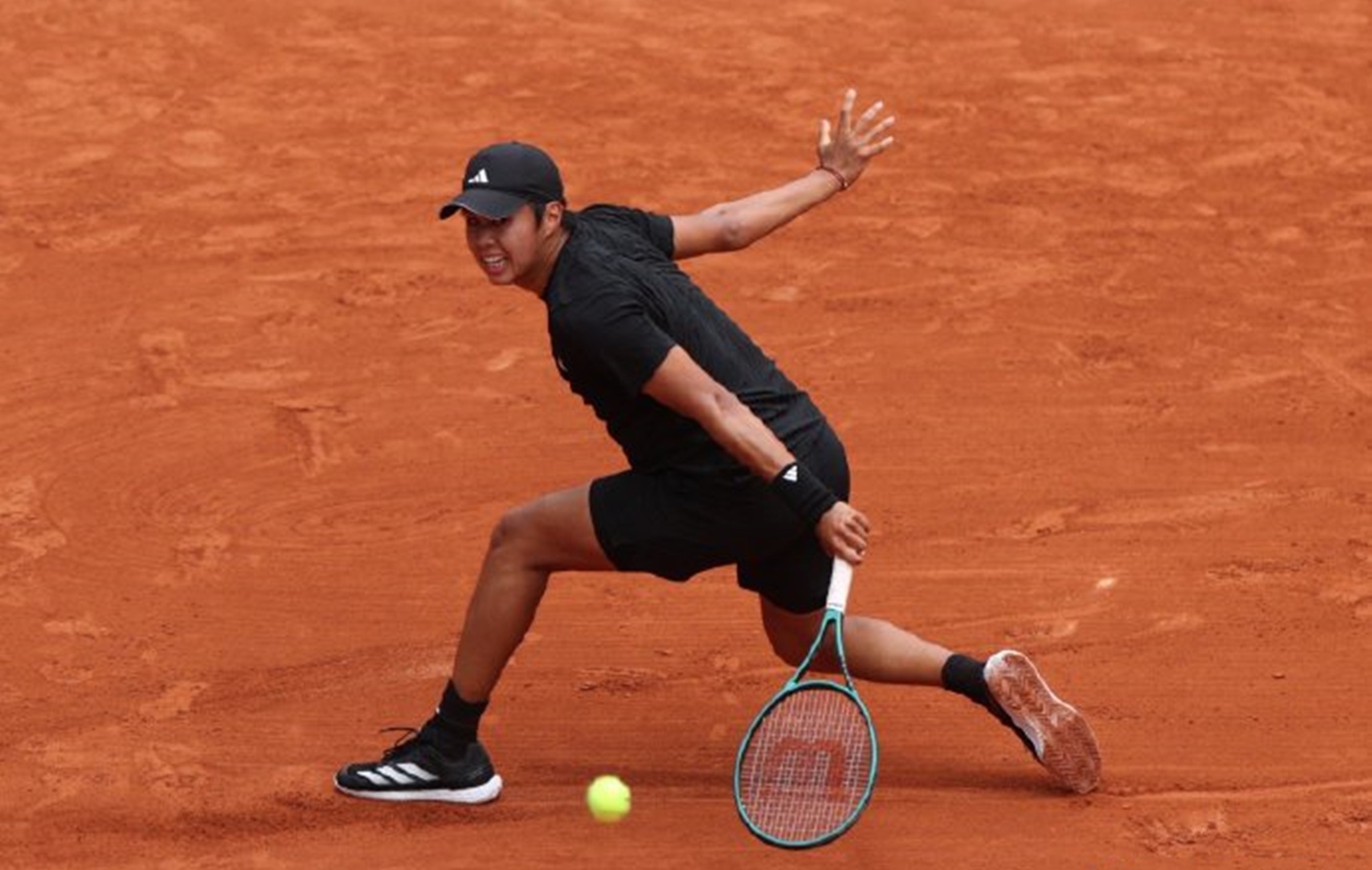 爱游戏-蒙特卡洛大师赛翻盘美网，兹维列夫带队取胜