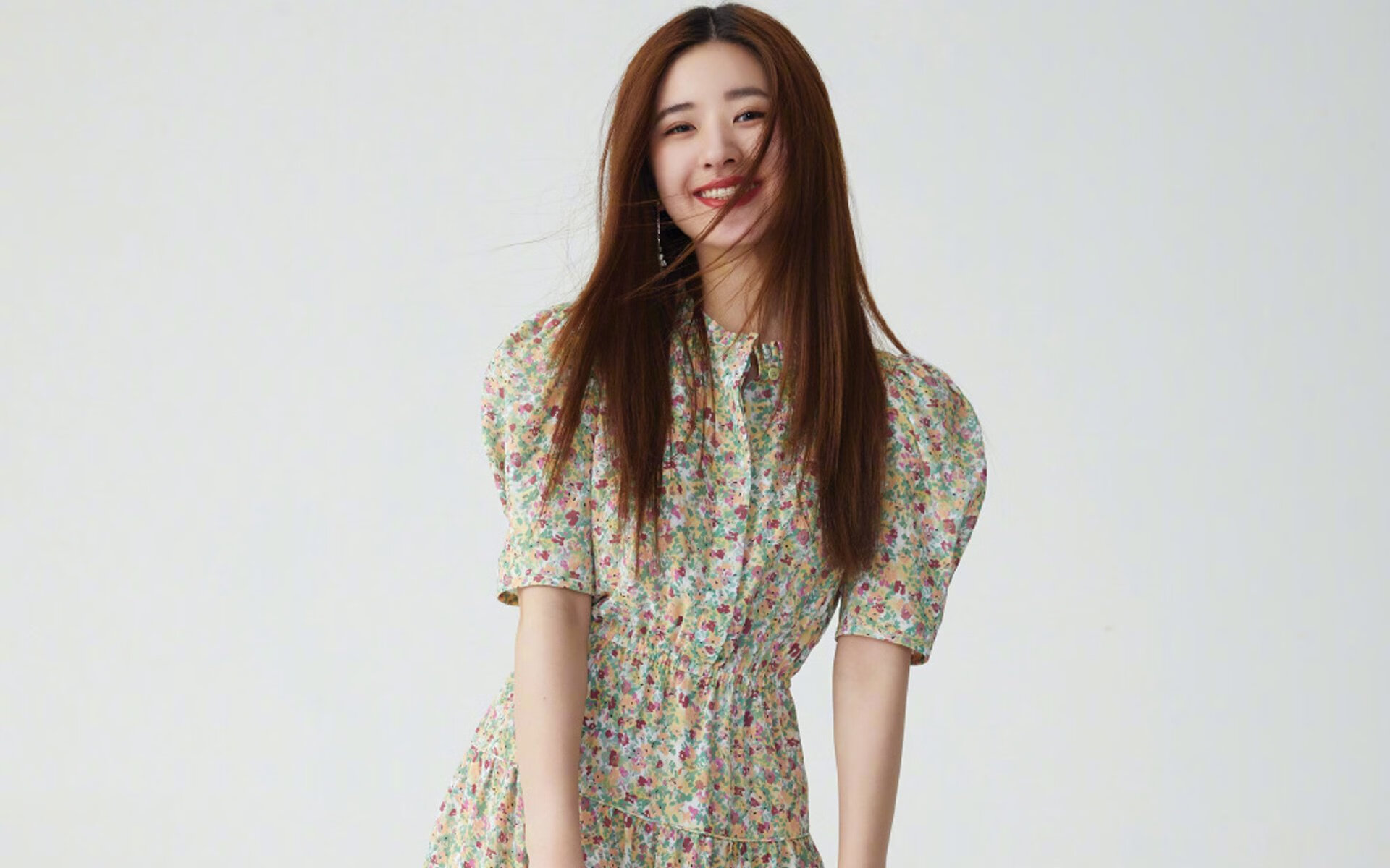 绿茵烽火映伯纳乌，本泽马一剑封喉，皇马力克多特蒙德