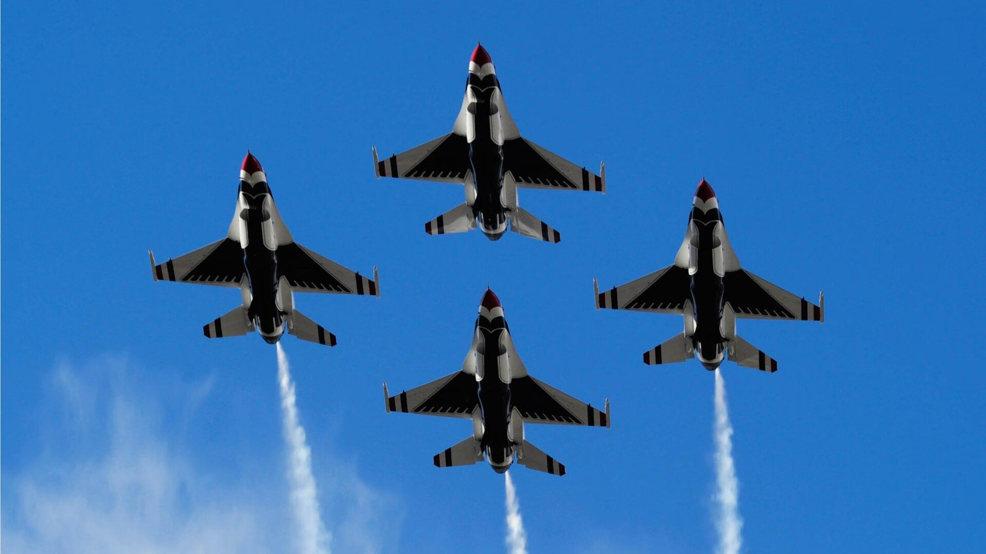 绿茵超车，当佩德里在禁区弯道完成致命走线