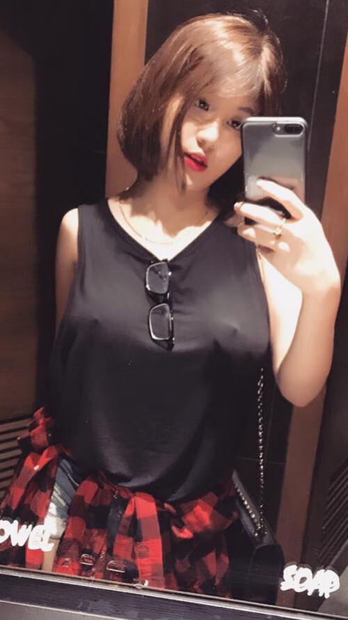 夜空破晓时，李刚仁一剑封喉，德甲争冠夜迎来亚洲新王